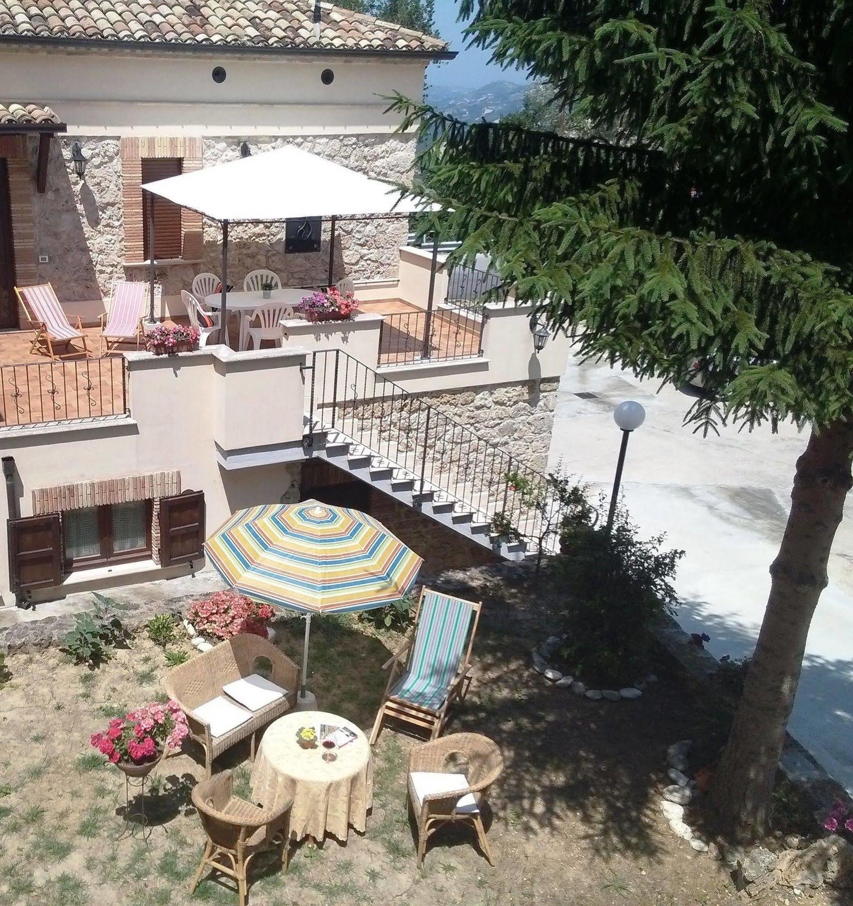 Le Pietre Ricce B&B Roccamontepiano Εξωτερικό φωτογραφία