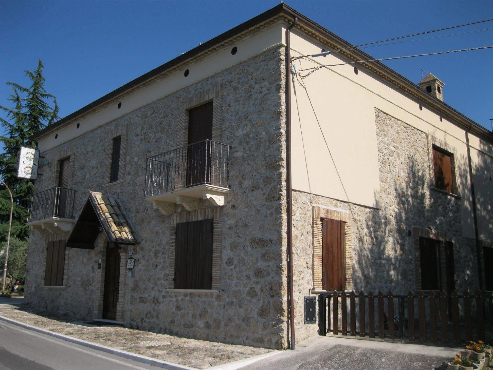 Le Pietre Ricce B&B Roccamontepiano Εξωτερικό φωτογραφία