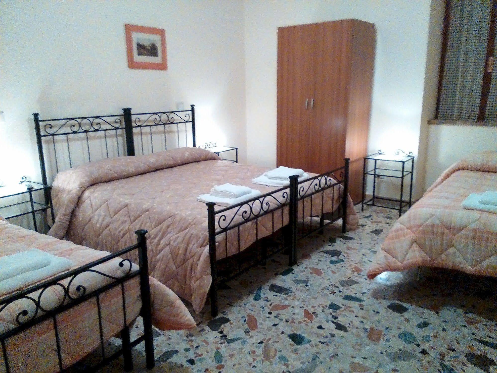 Le Pietre Ricce B&B Roccamontepiano Εξωτερικό φωτογραφία
