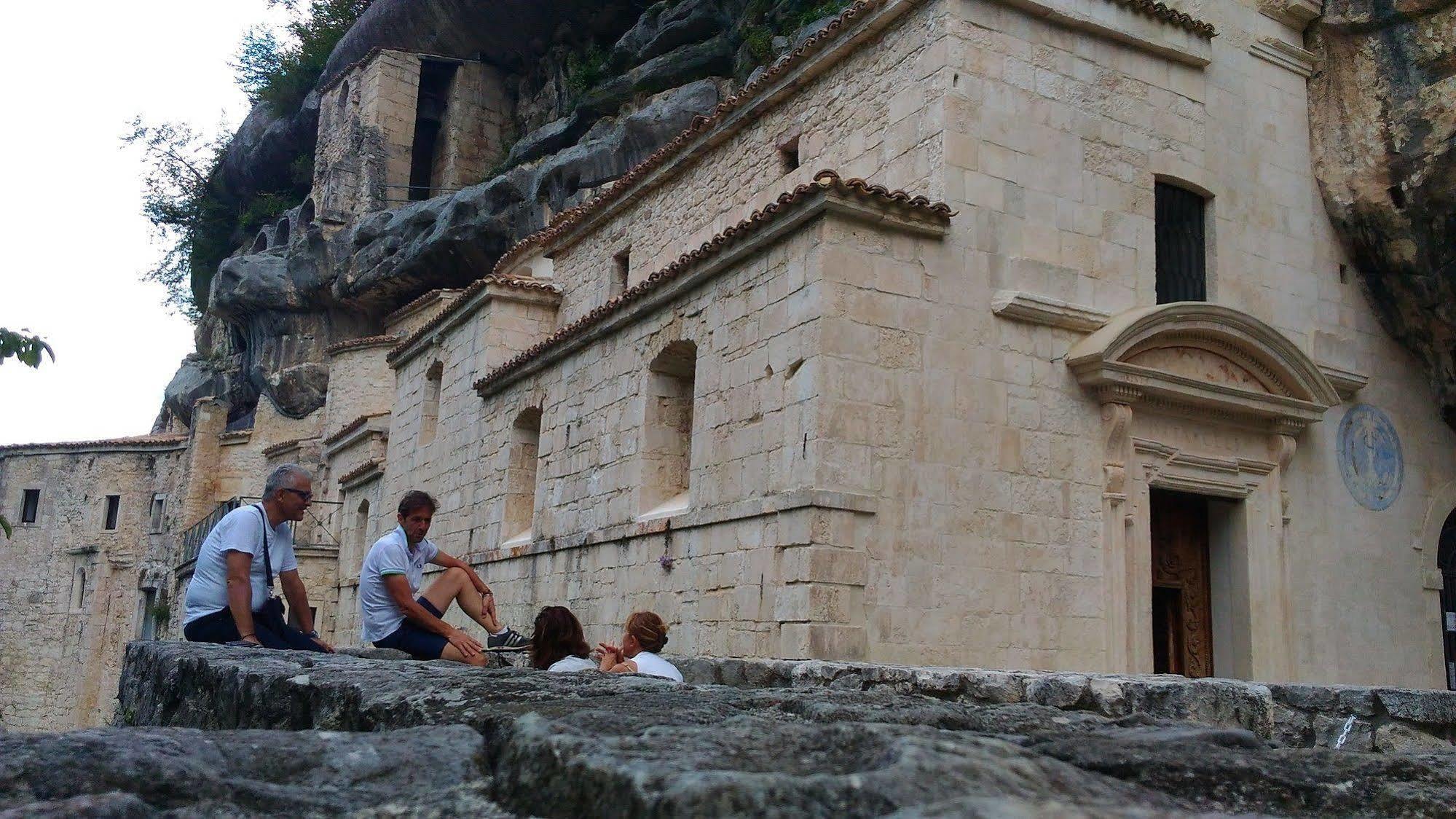 Le Pietre Ricce B&B Roccamontepiano Εξωτερικό φωτογραφία